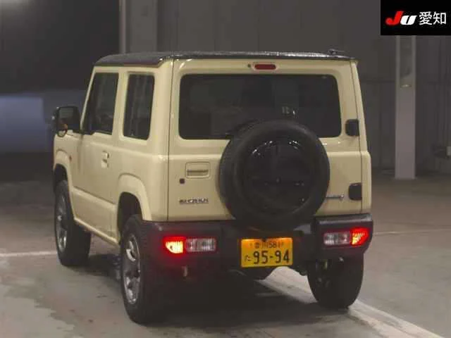 Suzuki Jimny Wide JB64W 2022